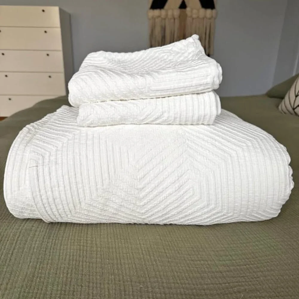 West Elm King Duvet Cover and King Shams White Geometric Texture.FLAW